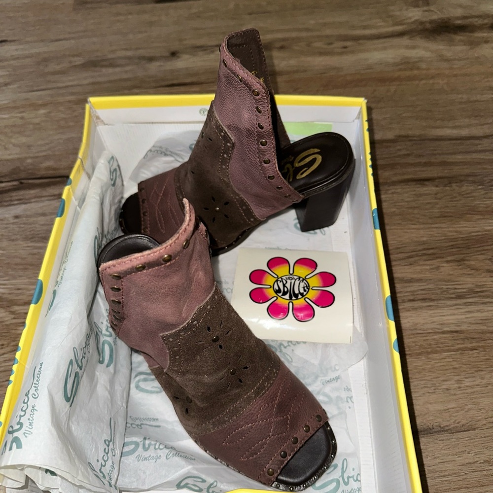 Sbicca Pink and Brown Open-Toe Heeled Boots